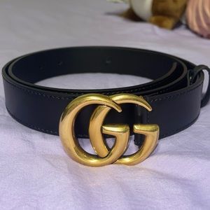 Woman’s Gucci belt!